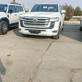 Toyota Land Cruiser 2025