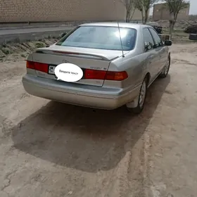 Toyota Camry 2000