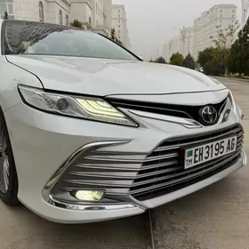 Toyota Camry 2023