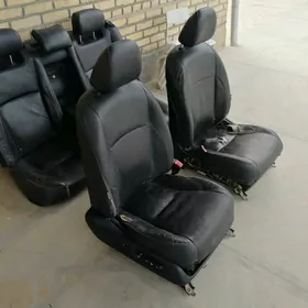 Koza sidenya Lexus is