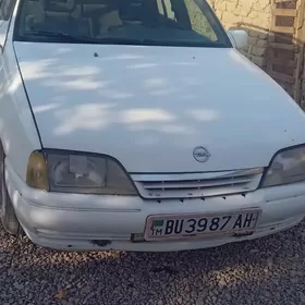 Opel Omega 1990