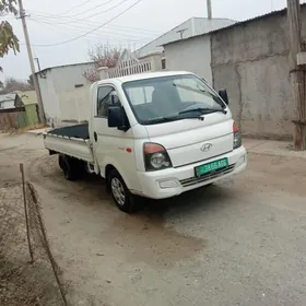 Hyundai H100 2013