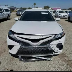 Toyota Camry 2020