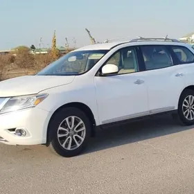 Nissan Pathfinder 2014