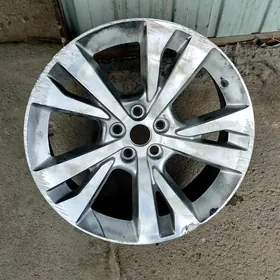 Ford Explorer Platinum 20