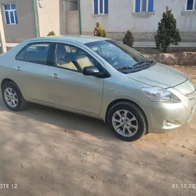 Toyota Yaris 2006