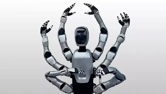 Midea dünýäde ilkinji alty elli gumanoid roboty hödürledi