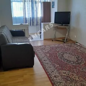 4 mkr Satlyk 1 kom 2 edilen