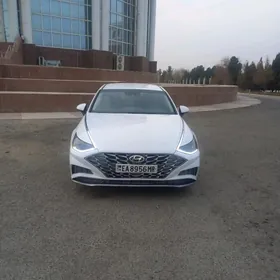 Hyundai Sonata 2021