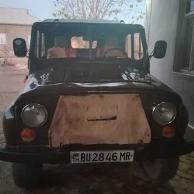 UAZ 469 1990