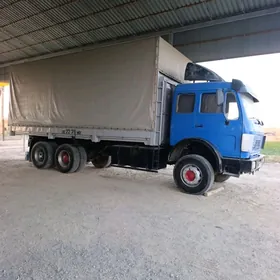 Mercedes-Benz ACTROS 3331 1995