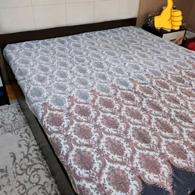 Кровать двуспальная