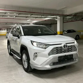 Toyota RAV4 2025