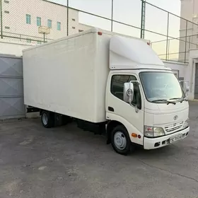 Toyota Dyna 2006