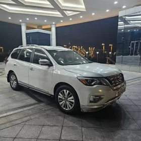 Nissan Pathfinder 2019