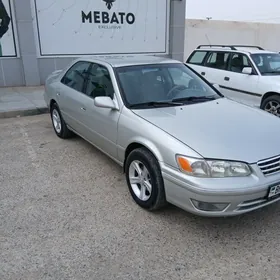 Toyota Camry 2001