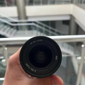 samyang 24mm f1.8