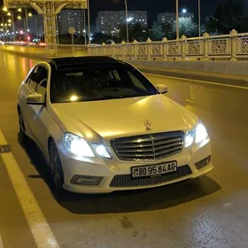 Mercedes-Benz E300 2011