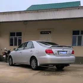 Toyota Camry 2004