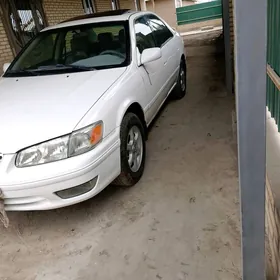 Toyota Camry 2000