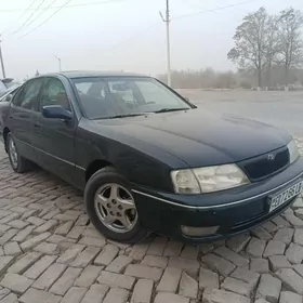 Toyota Avalon 1999