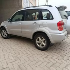 Toyota RAV4 2003
