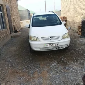 Opel Zafira 2002
