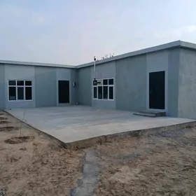 EÝESINDEN SATLYK GYPJAK