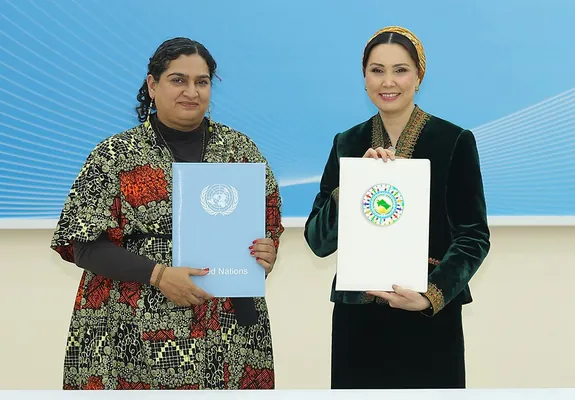 По итогам форума в Авазе подписано 17 соглашений с ООН о правах женщин и детей