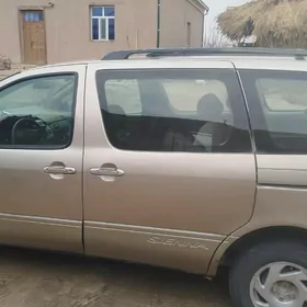 Toyota Sienna 2001
