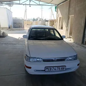 Toyota Corolla 1995