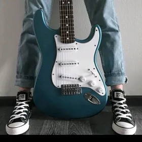 Электрогитара 