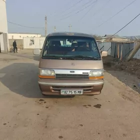 Toyota Hiace 1989