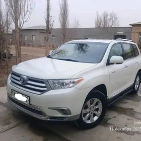 Toyota Highlander 2011
