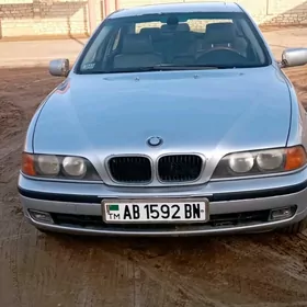 BMW E39 2000