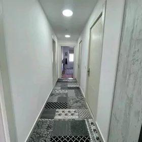 Mir 8/4 pokazatelniy dom