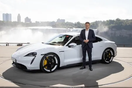 Создатель Porsche Taycan станет главой Mercedes-AMG