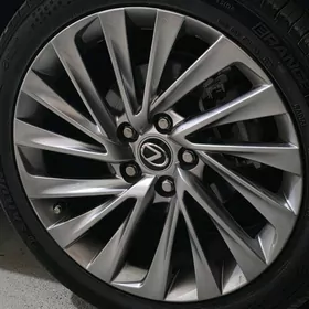 2019-2025 Lexus Es 350 Diska