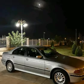 BMW E39 1998