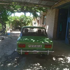 Lada 2103 1983