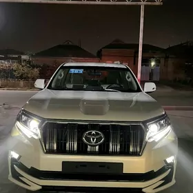 Toyota Land Cruiser Prado 2022