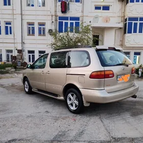 Toyota Sienna 2000