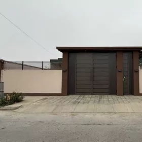 Gökje plan jaý,onuşyk bardyr