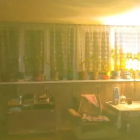 квартира 2х комн.1эт. 1 мкр.