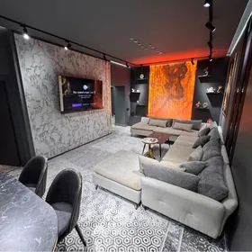 По  Свободе 3 Комнаты