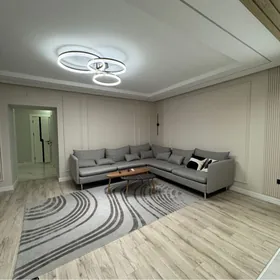 Центр 3 Комнаты 3 Этаж