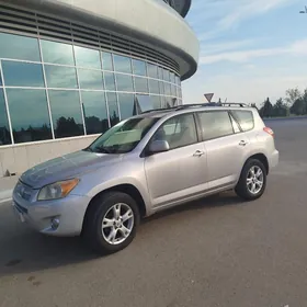 Toyota RAV4 2010