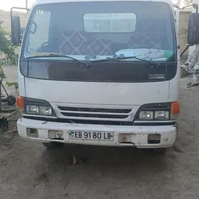 Isuzu Elf 2000