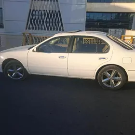Nissan Maxima 1998