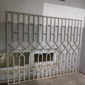 Reşotka Balkon üçin